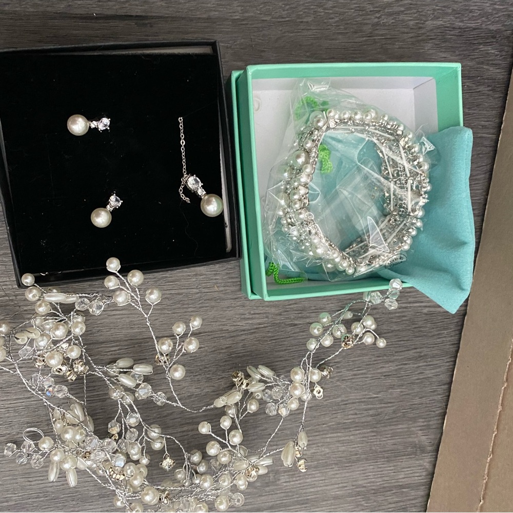 Bridal Accessories Jewelry and Hair Vine
